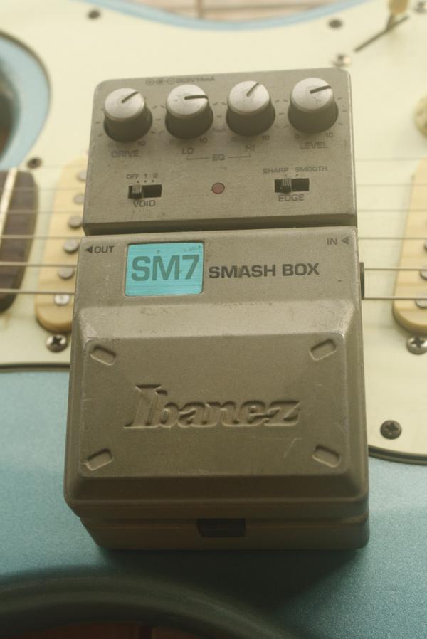 #JUAL IBANEZ SMASHBOX SM7 DISTORION - Made In China - Batangan Rp 350k (Nego) Hub : 0889 1944 590 cc: <a href="/radyaguitars/">RG</a>