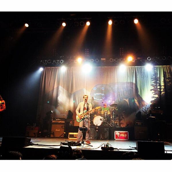 taleaseyed's tweet photo. Had a PHENOMENAL time at #Techmanity! @Weezer, you're freakin awesome! http://t.co/4DBrBzN9qy