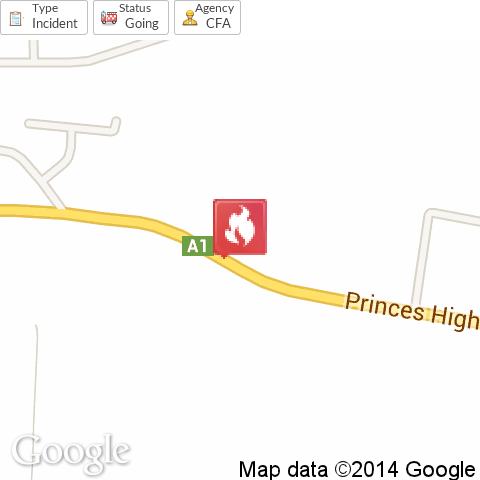 Firewatch_VIC11's tweet photo. Princes Hwy, #SwanReach. Incident, going. Timeline: http://t.co/zGxfj7YH8M http://t.co/tHw7RykR8j