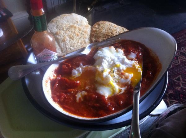 Tiarnans's tweet photo. Huevos #foodpervert http://t.co/KBaEd1GJeL