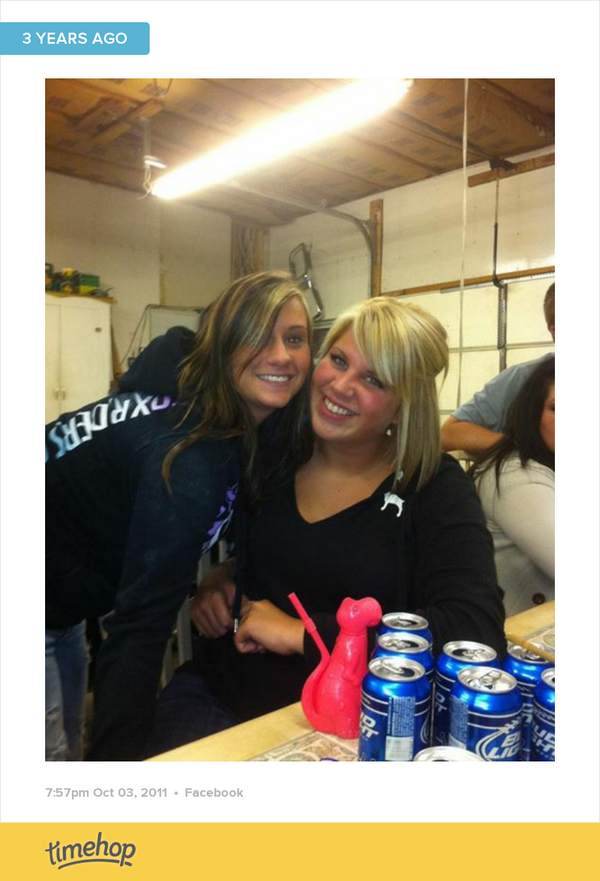 Jenn2429's tweet photo. 3 years ago😭😭 miss my shelbbbbbb😘 http://t.co/qZnx4jYVOo http://t.co/q32Kh5qdAH