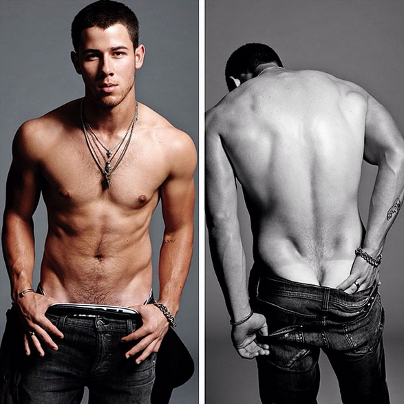 Nick Jonas strips off at New York gay club! 