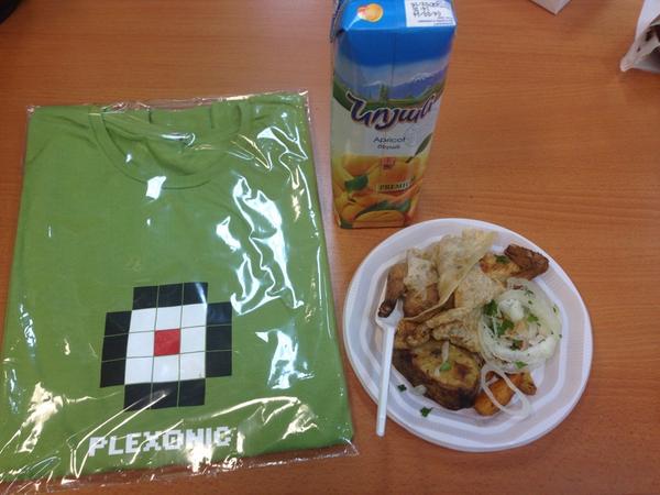 NersesOhanyan's tweet photo. #hackathon food #Armenia style. #plexathon http://t.co/VjkIQthQuz