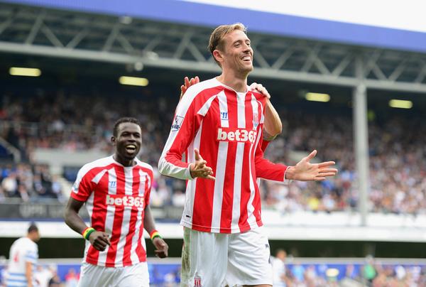 premierleague's tweet image. Stoke's @PeterCrouch has scored 43 headed goals in the #BPL &amp;amp; is closing in on Alan Shearer's record (46) #SUNSTK