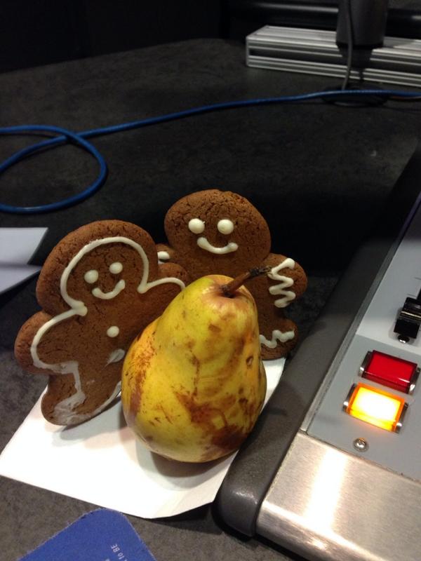 Laura Carlo tweet media