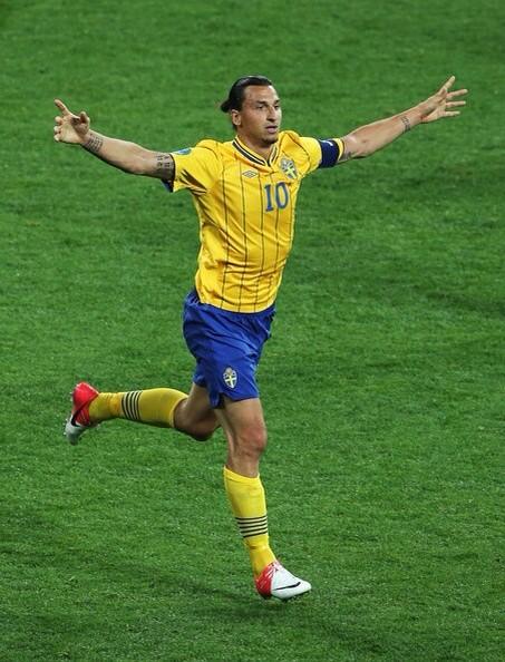 Dare to Zlatan !!! El mejor del mundo el fucking duroo ! Happy birthday Zlatan ibrahimovic        