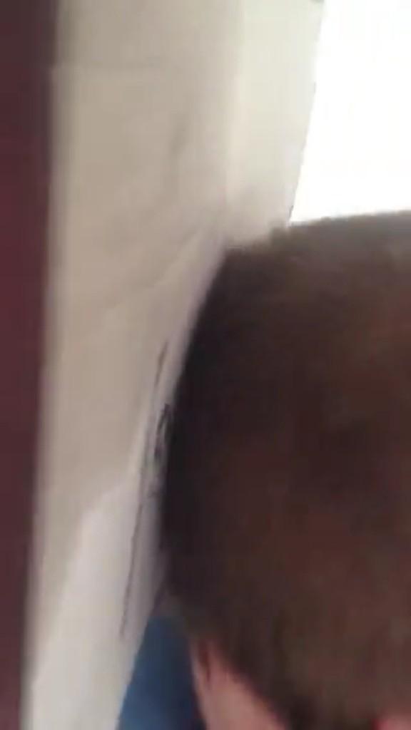 BatmanAnderson's tweet image. Boy I went to school with woke up, hungover with a pizza box superglued to his head.

Please Glasgow, never change.