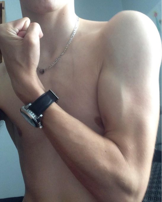 3 week schedule so far, getting there slowly!☺️🙌 http://t.co/j96lf6OerI