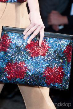 trendstop's tweet photo. #TrendBite #MidnightBlooms are a sophisticated #print for #FW15 - #TrendStream, get inspired! http://t.co/VWF7OT1dlR http://t.co/JezwSX4LwY