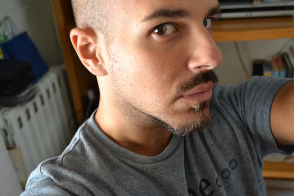 PizzyBoom's tweet photo. Spariamoci un #Selflex xD http://t.co/QnnrNX87Cc