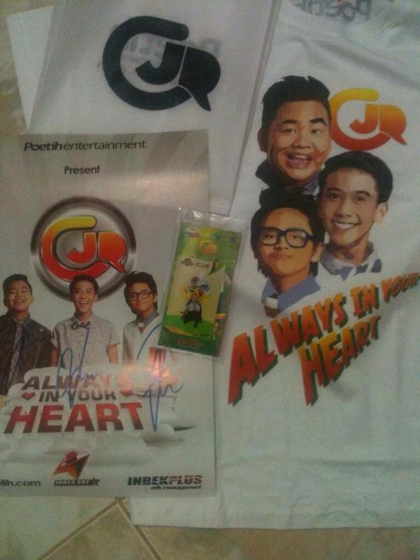 Siapa yg blum punya goodie bag eksklusif dari <a href="/PoetihNcp/">Poetih Entertainment</a> ini? Cuma 120K aja loh😝