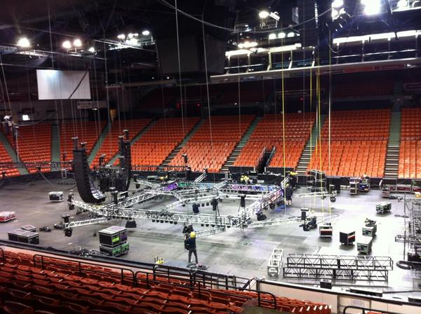 JSSadi's tweet image. UFC set up! (@ Scotiabank Centre in Halifax, NS) swarmapp.com/c/eaeukJY0wwJ