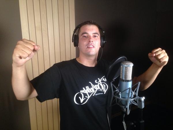 LaPeceraProds's tweet photo. Videoclip soon: @el3deases ganador #TheUrbanWritters ! @ShottaDestroy @legendarioDC @KULTAMAOFFICIAL @FranklinTshimin http://t.co/ouPd9l3x1h