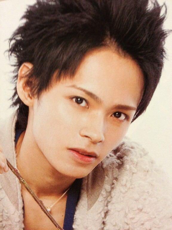      HAPPY BIRTHDAY(   *)
31      (   )                ((((((   ;           TATSUYA UEDA       (   ) 