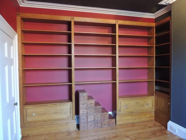 dmsimmons07's tweet photo. Large pine bookcase fitted as part of fantastic room renovation in Bristol. http://t.co/510VTYuNZk