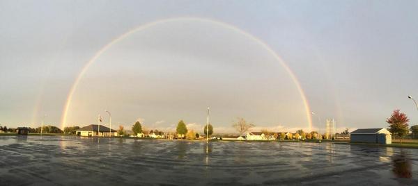 Big_Love69's tweet photo. Double rainbow http://t.co/mgZdeHtHkf
