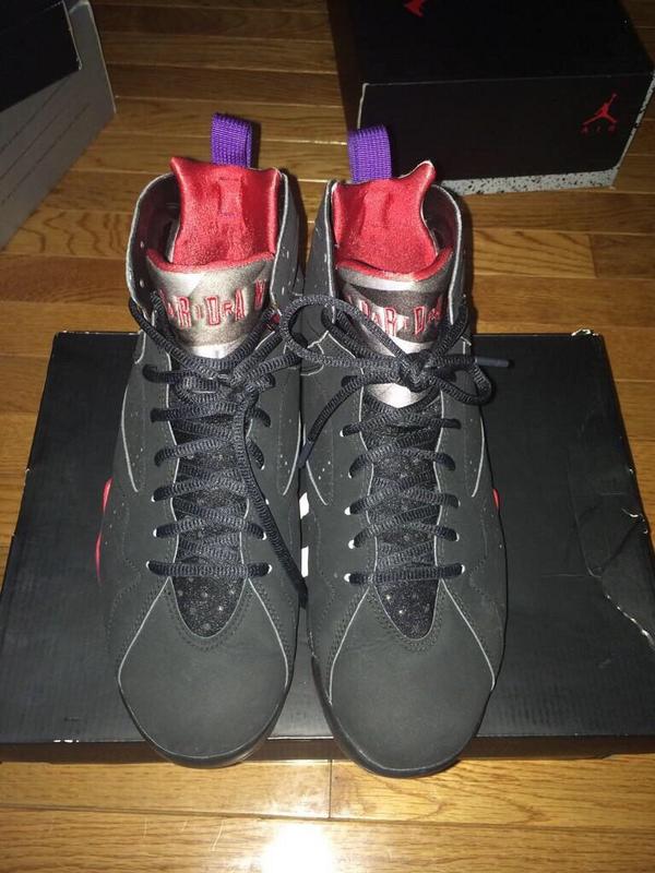 hangwitcoop's tweet photo. Raptor 7's sz 10 $170 Thanks for the Retweets in advance. http://t.co/I1RmcE9Xsn