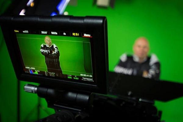 StudioKEYATIVE's tweet image. De professionals van @camerateam hebben vandaag #GreenScreen opnames gemaakt in de studio (foto's by John Huijbregts)