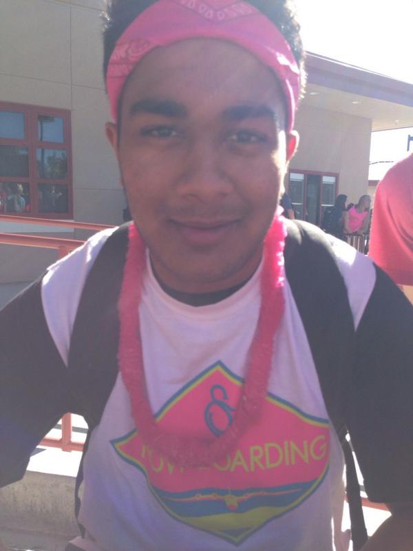 indianbitch69's tweet photo. Just another day trying to blend in http://t.co/SFWx9PW3In