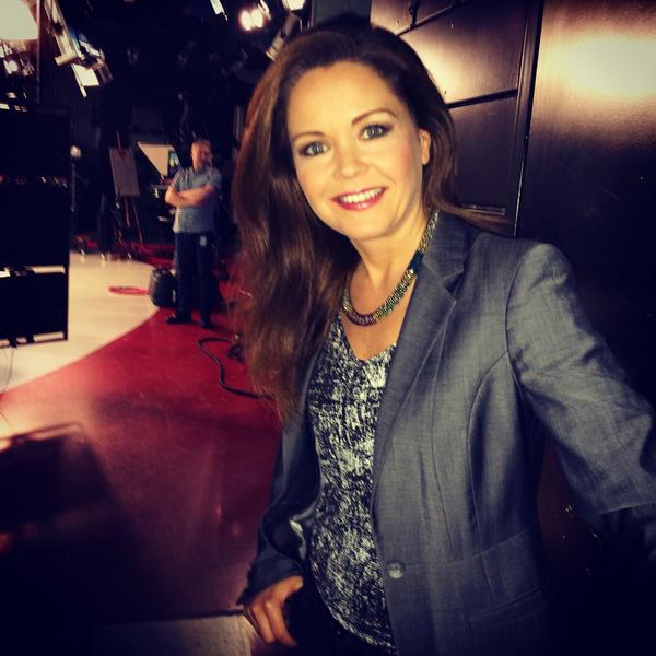 Marika Eriksson Pa Twitter Antligen Fredag Och Ledighet Tanker Ni Men Har Inne Jobbar Vi Pa Ses I Sporten Kl 22 I Tv4 Tv4sport Http T Co Tp7n7lfb4u