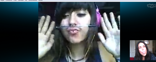 Maria_594's tweet photo. 2 horas y media de Skype con mi @bubblerainy. Lo necesitaba :D http://t.co/FUCXuQw586