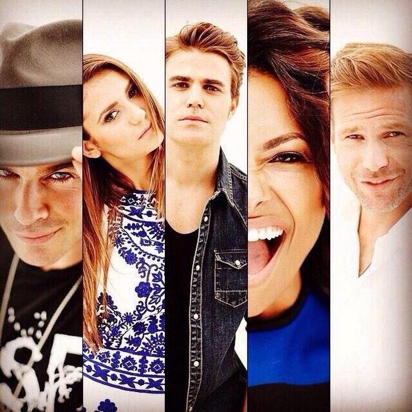 Ian Somerhalder, Nina Dobrev, Paul Wesley, Kat Graham and Matthew Davis 👌♥
How many #RT for them? #TVD