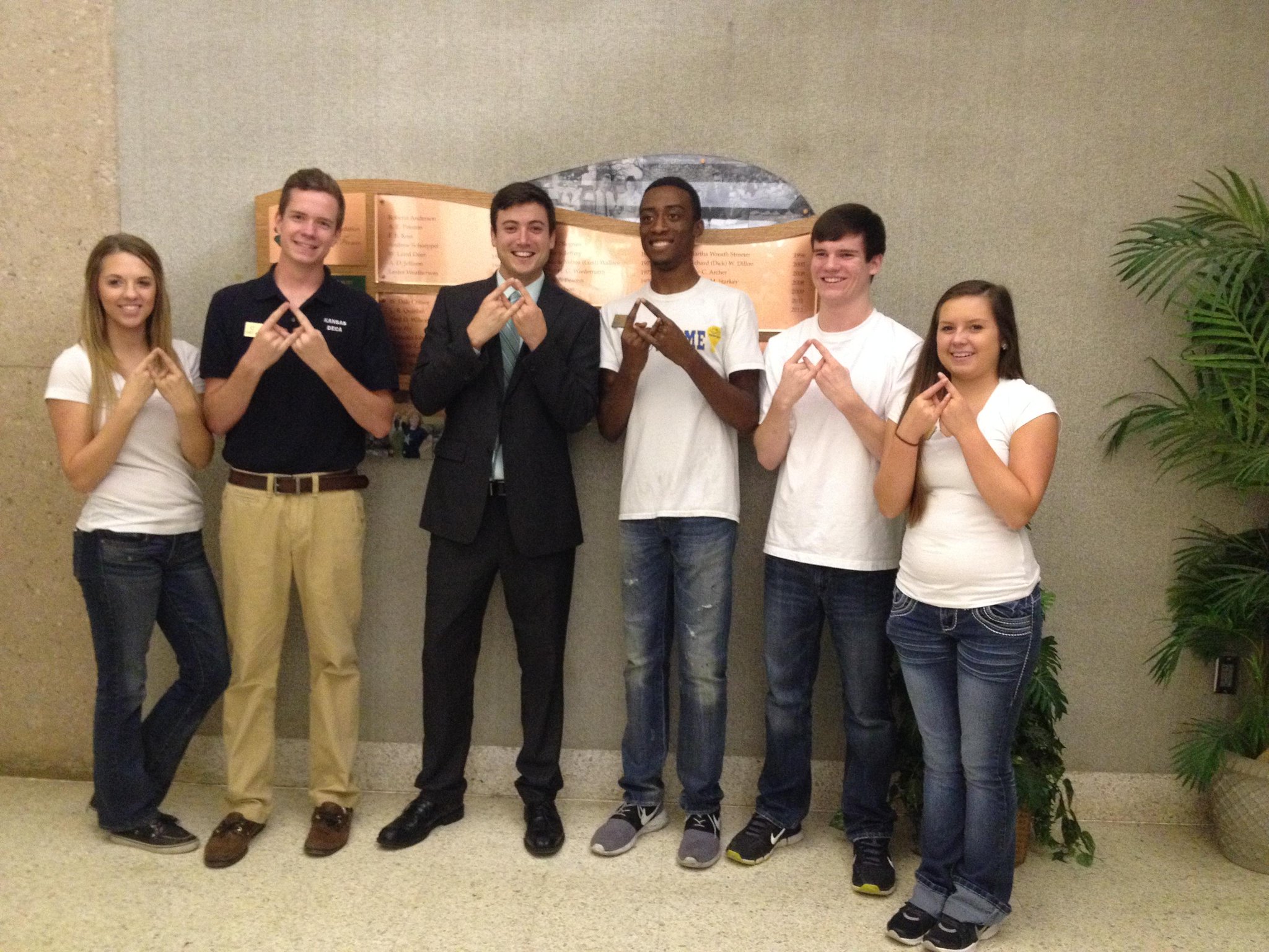 Embedded image permalink