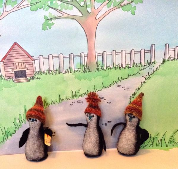 StephCowburn's tweet image. Stop thief!...#NorthWestHour #pengiuns only £20 each +p&amp;amp;p@£2.80