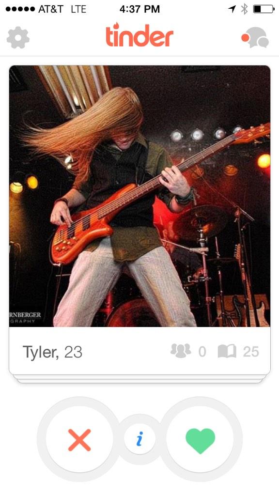 Bitchsurvival's tweet photo. Whyyyyyyyyyyyyyy tinder why http://t.co/QmpA0ZrYGm