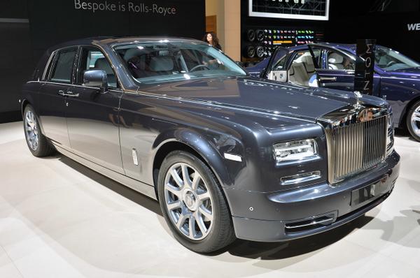 therealautoblog's tweet photo. Rolls-Royce Phantom Metropolitan Collection at the #ParisMotorShow

http://t.co/8NDf7Emrmg http://t.co/WI7Huci9Hx