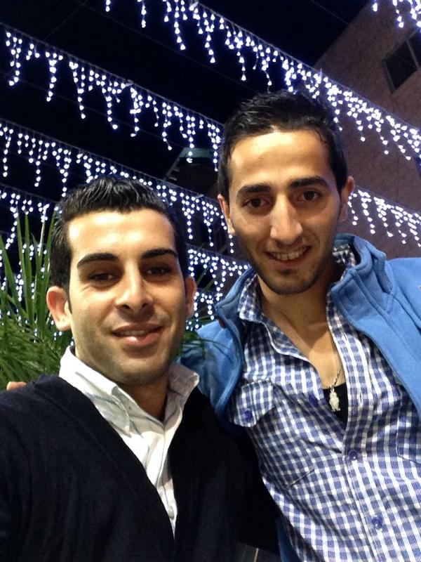 MusJoy's tweet image. انا وصديقي ايسر في رام الله تحضيرا للعيد   
والكل بخير وبرعاية الرحمان