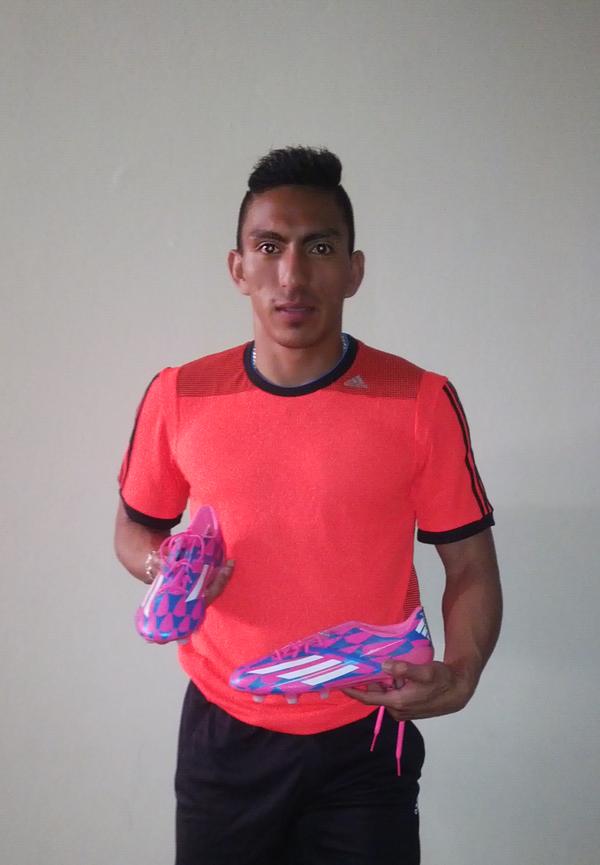 Gracias mi Dios. La lucha sigue, zapatos nuevos y con goles CON FE