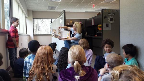 MrsScarpignato's tweet photo. Book Buddies! #PALCS http://t.co/Bpq4GUhN9P