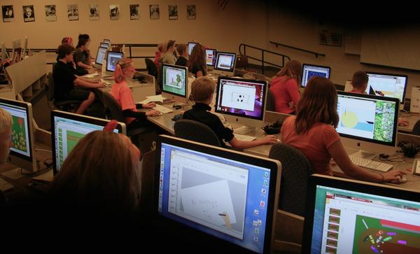 Creating simple cell animation projects to practice basic google drawing and google slides skills. #innovation477