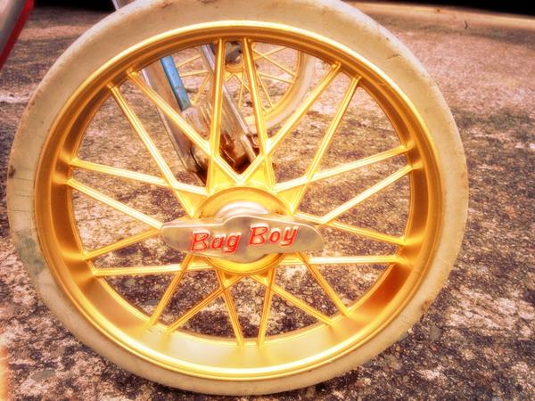 Acesymmetric's tweet photo. Bling on the cart http://t.co/UkOnUo1qpn
