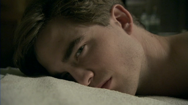only_rr2's tweet photo. "@RobsPromotion: #RobPattz : "I love mornings, not all mornings… https://t.co/dbjhfajJcZ http://t.co/ZkSuNwBWC9" http://t.co/XSPXP08zRg