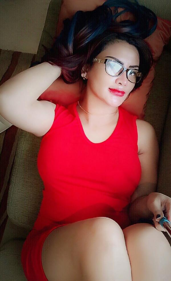 AlfahdRio's tweet photo. Keren, @SiscaMelliana22: Im beautiful someone out there is Crazy about me So Smile Life is to short to be unhappy http://t.co/VoIa2Cc2R1""