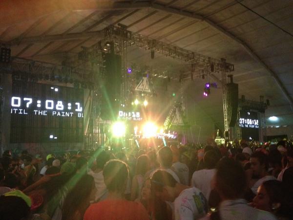 LicColombia's tweet photo. A 7 minutos de vivir algo realmente divertido! #LICBogota http://t.co/4HgnegrwRw