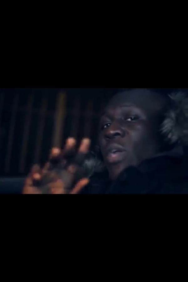 mahdi_djaker's tweet photo. Do you kiss your mum with that mouth 💯@Swiftsqueeze4p @_Deepee_ @Stormzy1 🔥🔥🔥🔥 #waybefore http://t.co/lVm5Z3M0k8