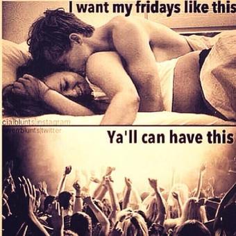 femaIestweets's tweet photo. my type of Fridays http://t.co/itLGdoNK69