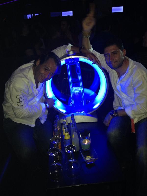 MakCalero's tweet photo. Esta noche se complica http://t.co/9mtSTtCvzt