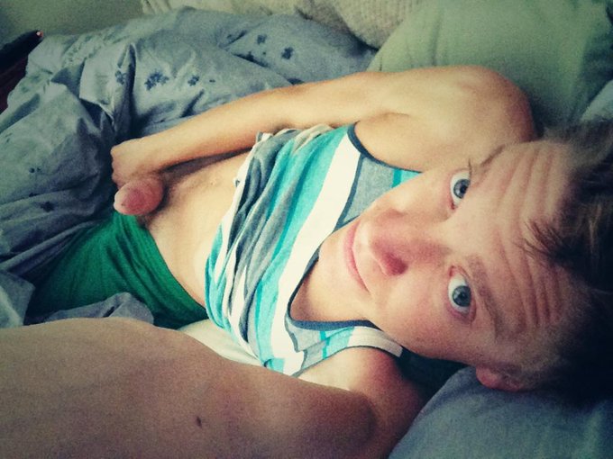 When I have been saving my load up for a few days I wake up like this #horny #gayporn http://t.co/Xa