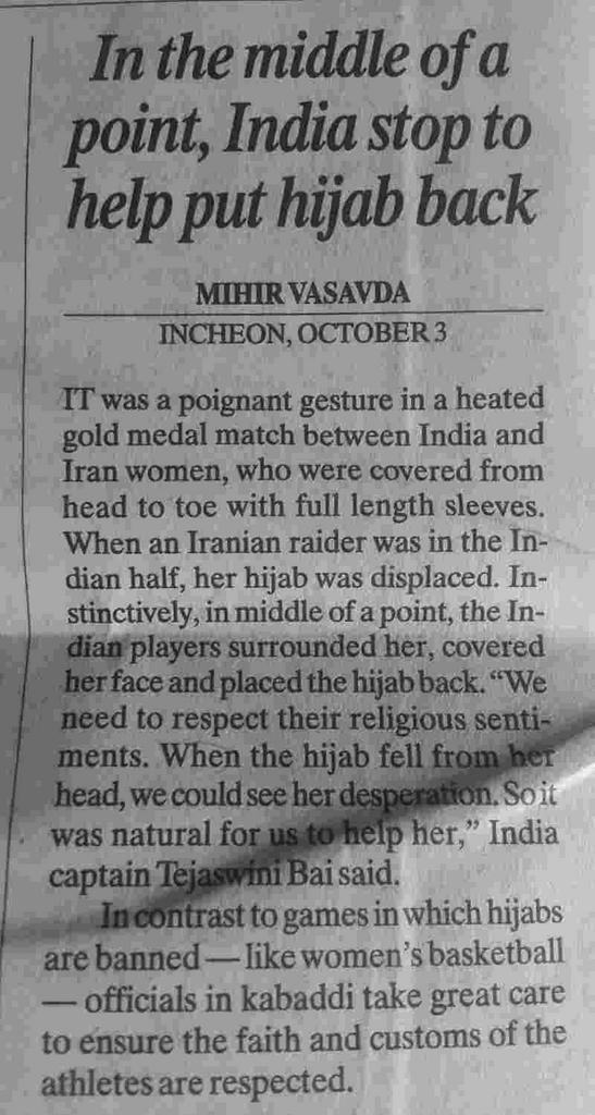 MANJULtoons's tweet photo. What a gesture by India's women kabaddi team! They truly deserved Gold. Report by @mihirsv. http://t.co/mwkqT8dj0k