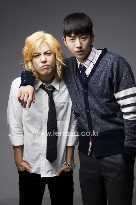Official_MIB's tweet photo. [NEWS] 연예인의 학교 도전기, ‘학교 다녀오겠습니다’ #강남 #남주혁, 두 꽃남의 수다(인터뷰) http://t.co/cSujj5YbY8 http://t.co/gEzo7T4Tau