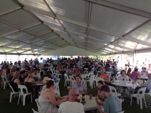 Beers are cold, pies are hot, lawn is filling up! #jupitetspienpint
