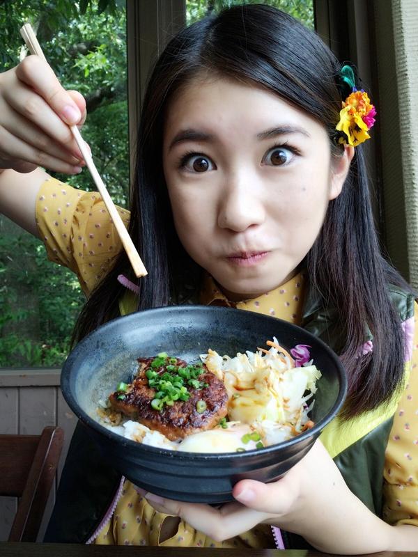 Twitter पर 加藤 一華 ボンボンtv いっちー 一枚目 ボタンとボタンの隙間に腹チラで色気しかない ﾟvﾟ Mattaritantoup 本日 加藤一華のグッズ用撮影 毎回天候だけにはギリ助けられてます いっちーの場合 まだまだ色気より食い気ですね 笑 加藤一華 Http