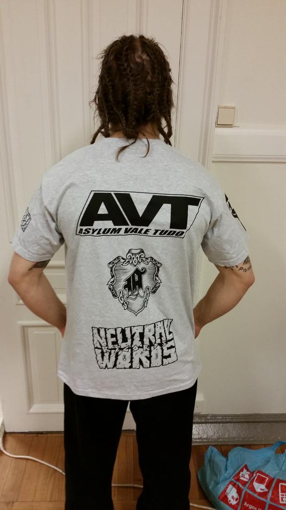 JonnySaville's tweet photo. Fighting shirt @ctwrecords @newinstinctrecs @NEUTRALWORDSREC @Atonement666 http://t.co/pNFpnF2iQN