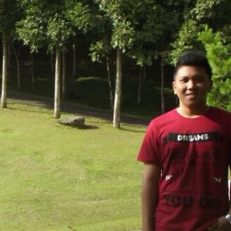 Spensa_9G's tweet photo. Happy birthday buat boska hizeee,semoga cepat sembuh kakinya,makin+++ lah🎉🎊😉 http://t.co/Pc8oGjXPcu