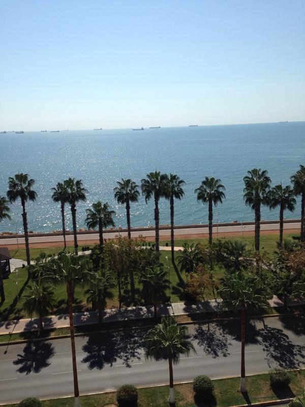 Mersin sen ne güzelsin,mutluluksun huzursun..İyi bayramlar :))