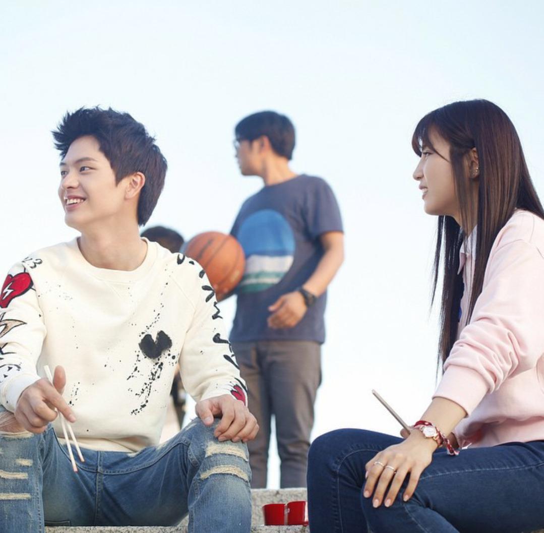 BzGA6yICcAACsBA.jpg:large